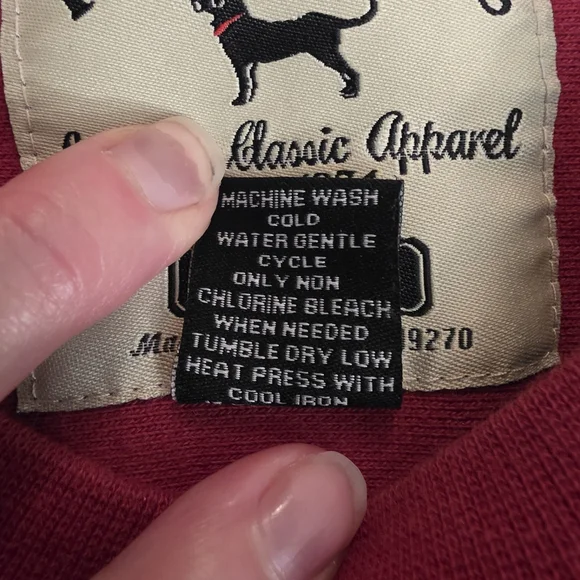 The Black Dog Sweatshirt- Small - Picture 3 of 11